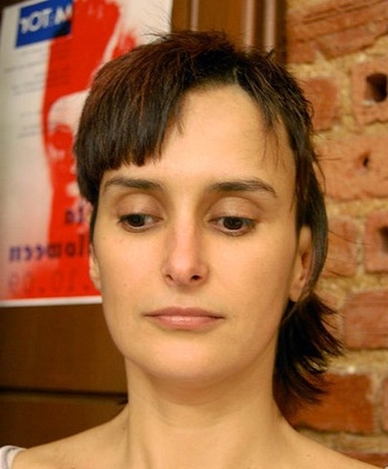 asymetryczne fryzury krótkie uczesanie damskie zdjęcie numer 153A